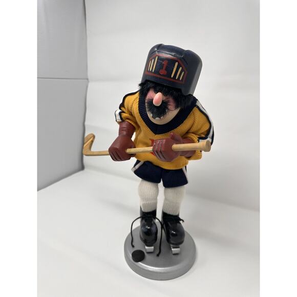 Nutcracker Zim's Heirloom Collectibles Vintage 2000 Hockey Player 13" RARE - Picture 7 of 10